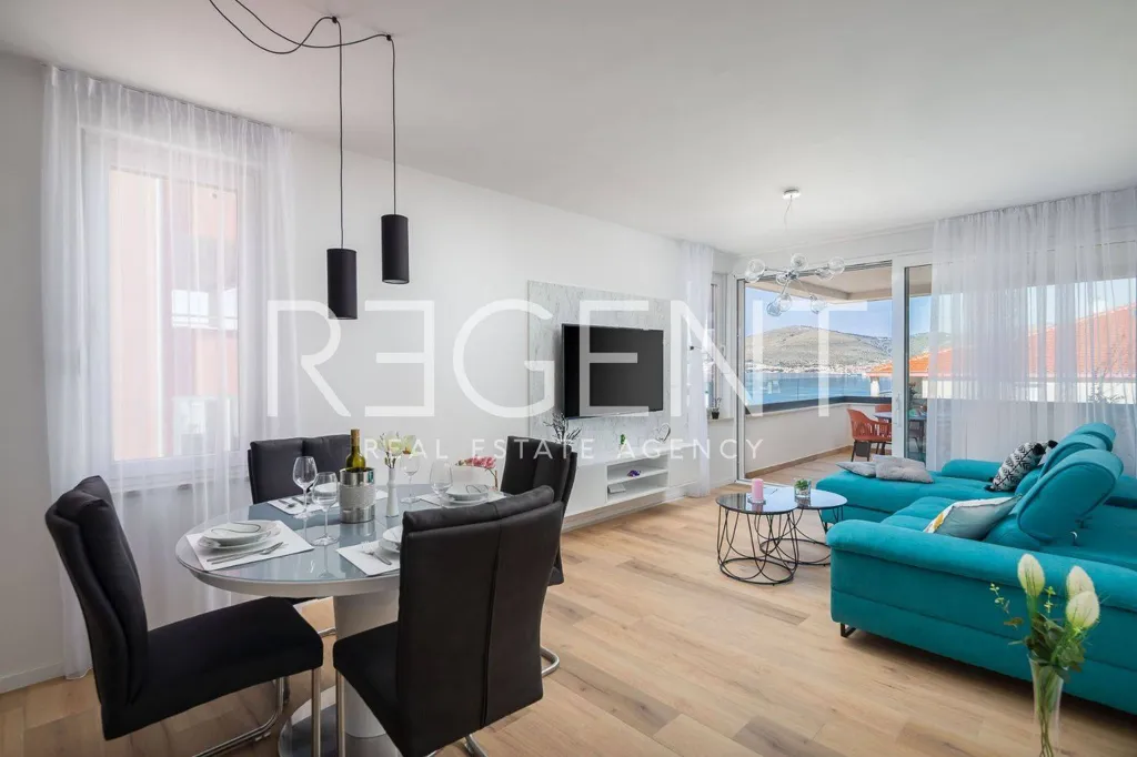 Soggiorno - Modern Apartment with Sea View in Trogir