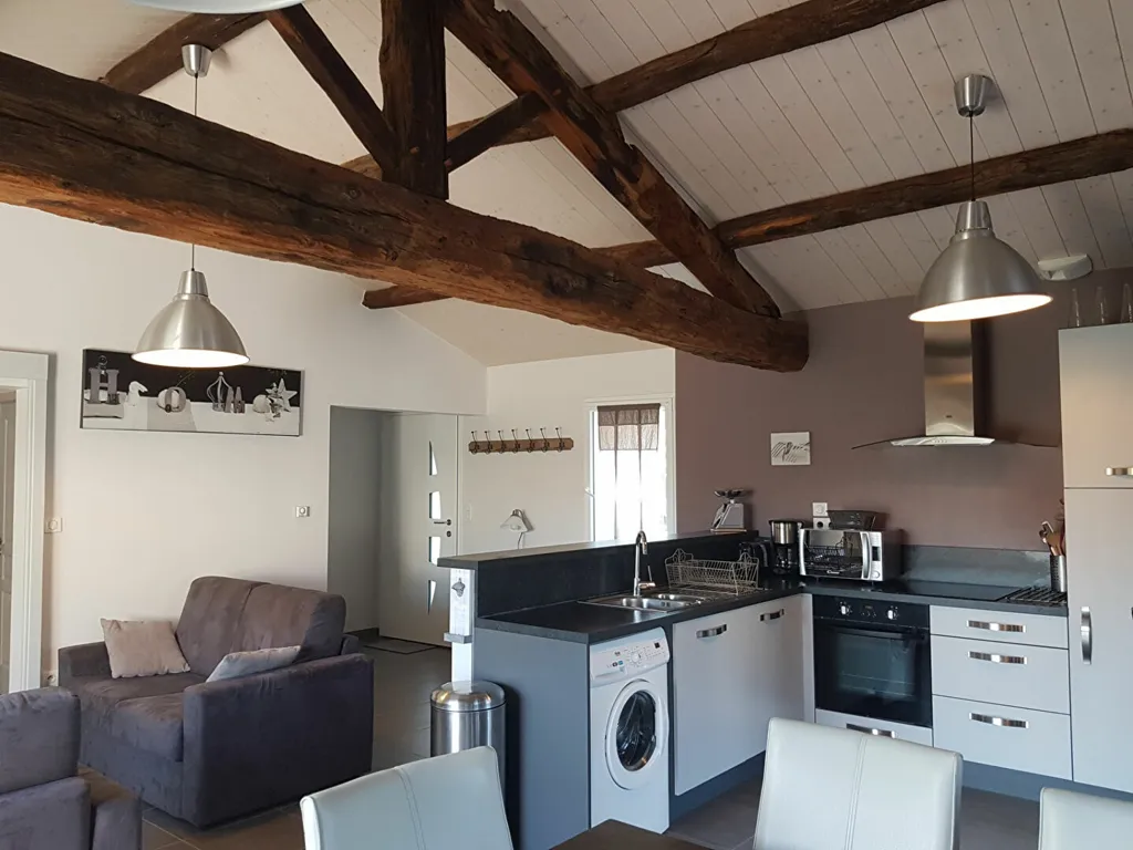 Cuisine - Maison à Bois De Cene avec deux logements loués
