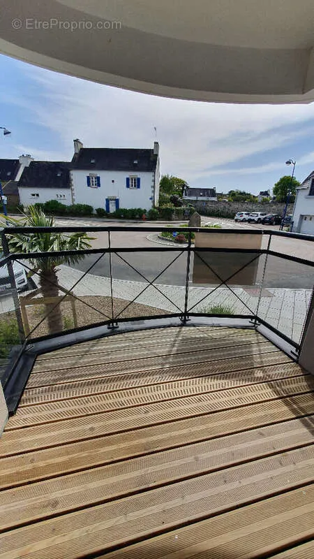 Rõdu - Modern T2 with Balcony in Village Centre