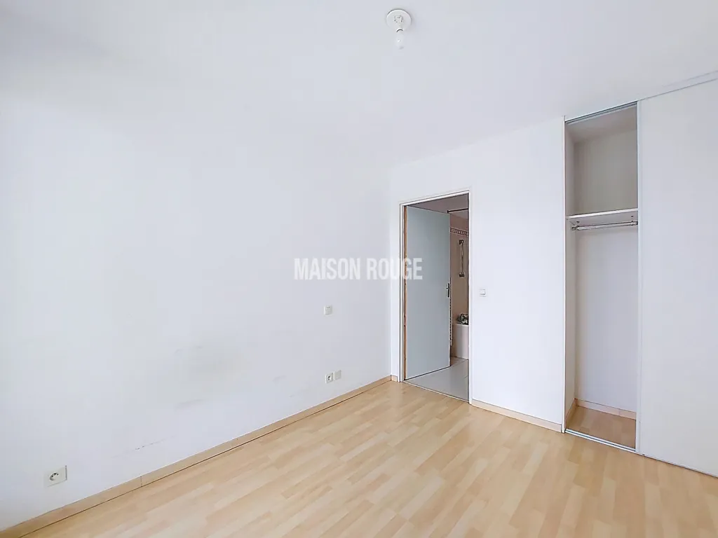 Chambres - Appartement Rez-de-Jardin avec Terrasse à Vannes