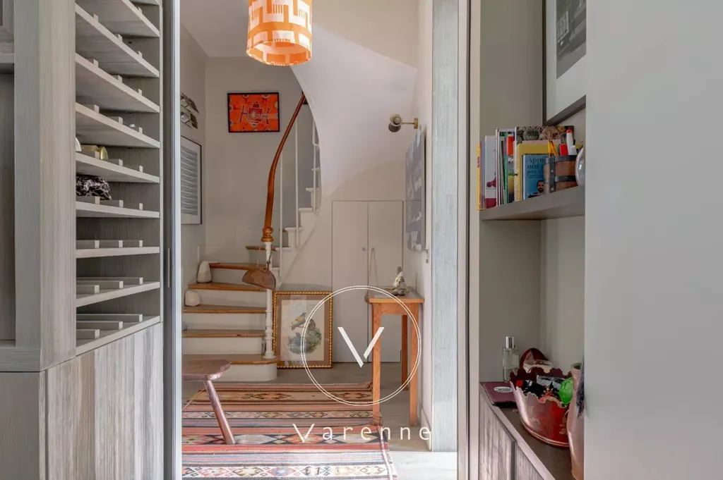 Entrée - Duplex avec Vue sur l'Avenue de Breteuil, VIIe Arrondissement