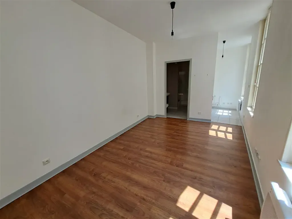 Appartement 1 pièces à Saintes