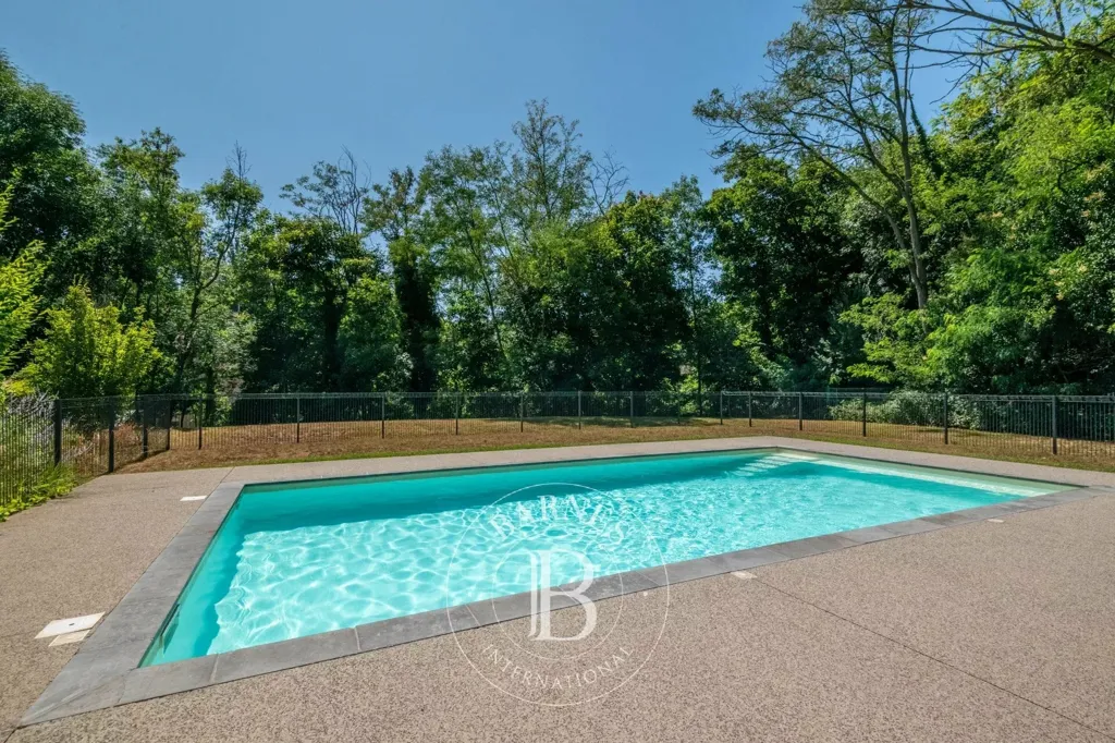 pool_area