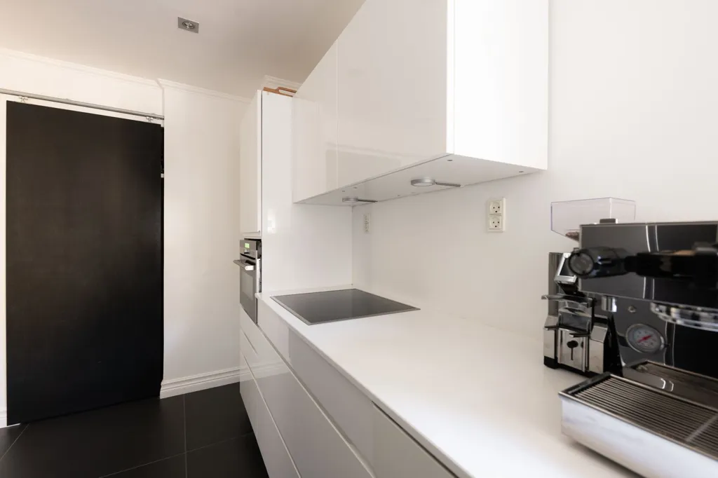 Cuisine - Turnkey Flat with Historic Charm in Copenhagen Ø