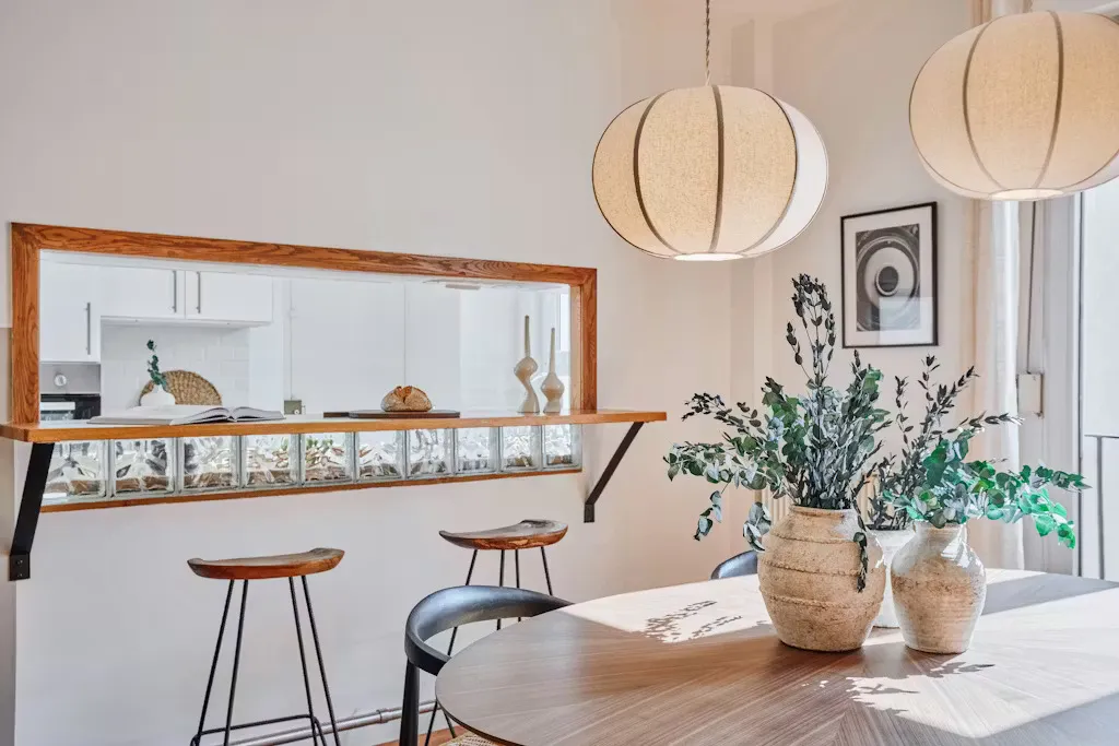 Salle à manger - Appartement Meublé Rue Scheffer, Paris