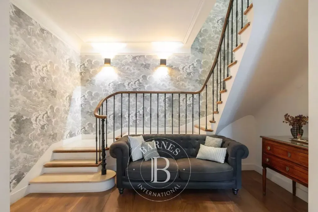 Pièces - Duplex Luxueux avec Jardin Privé à Marseille 8ème