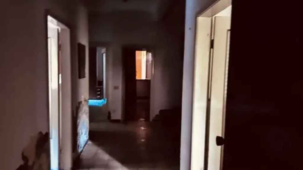 Esik - Ground Floor Apartment with Double Garage in Modena