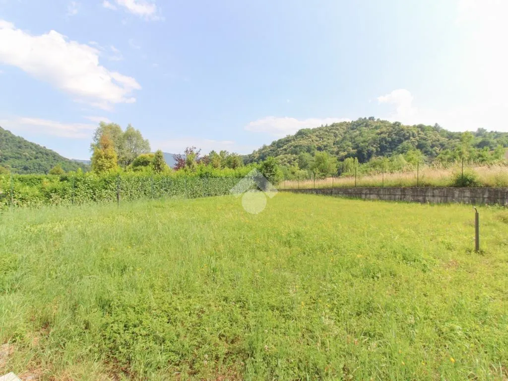 Jardin - New Bifamiliare with Private Garden in Barghe
