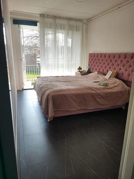 Magamistoad - Apartment with Balcony in Amsterdam North