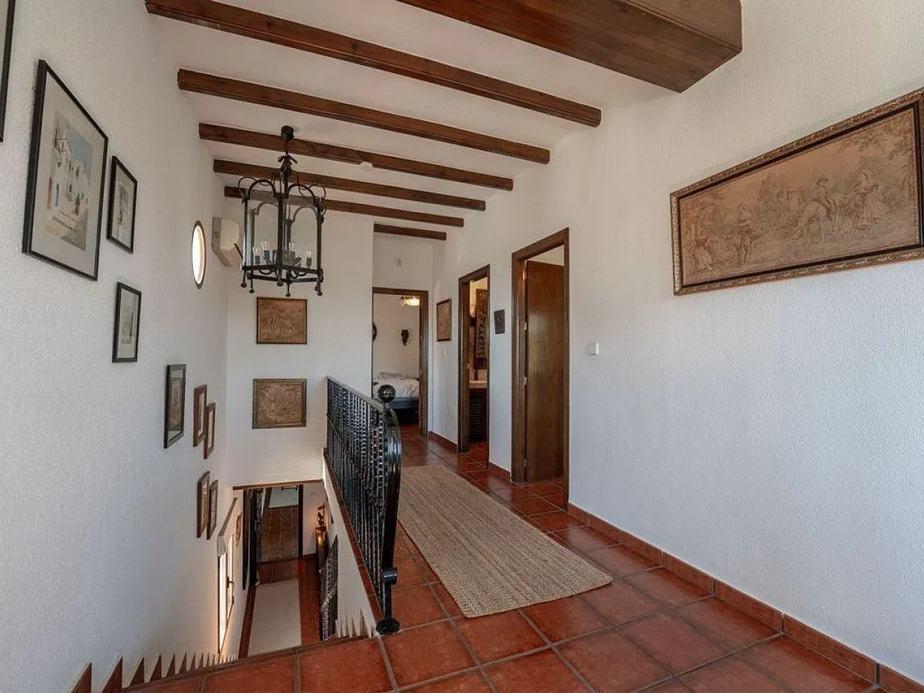Esik - Villa with Pool and Terrace in Los Dolses