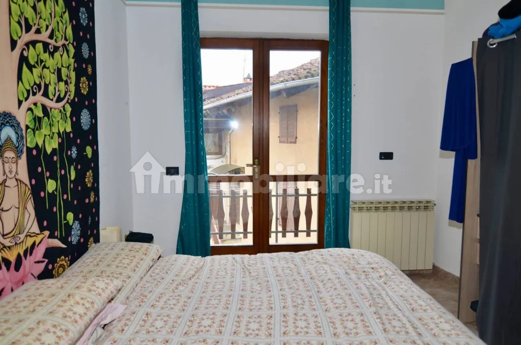 Magamistoad - Terraced House with Private Terrace in Levone
