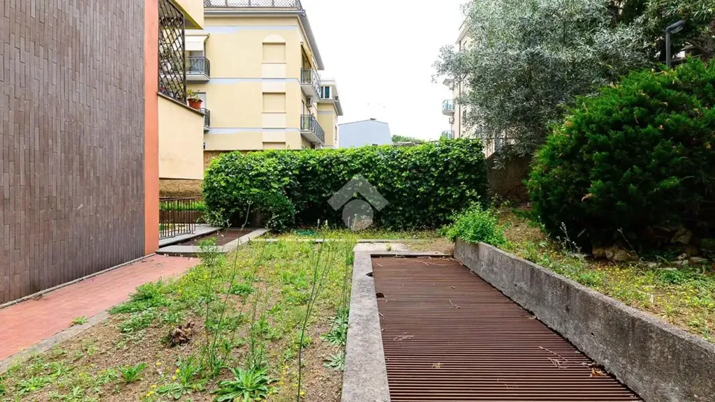 Giardino - Triplex with Garden in Rome