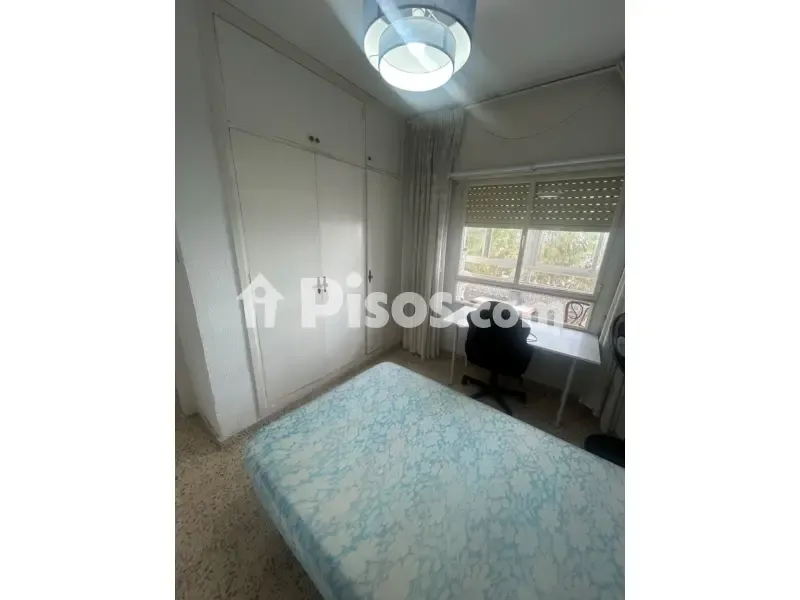 Magamistoad - Furnished Flat with Glass Balcony in Melilla
