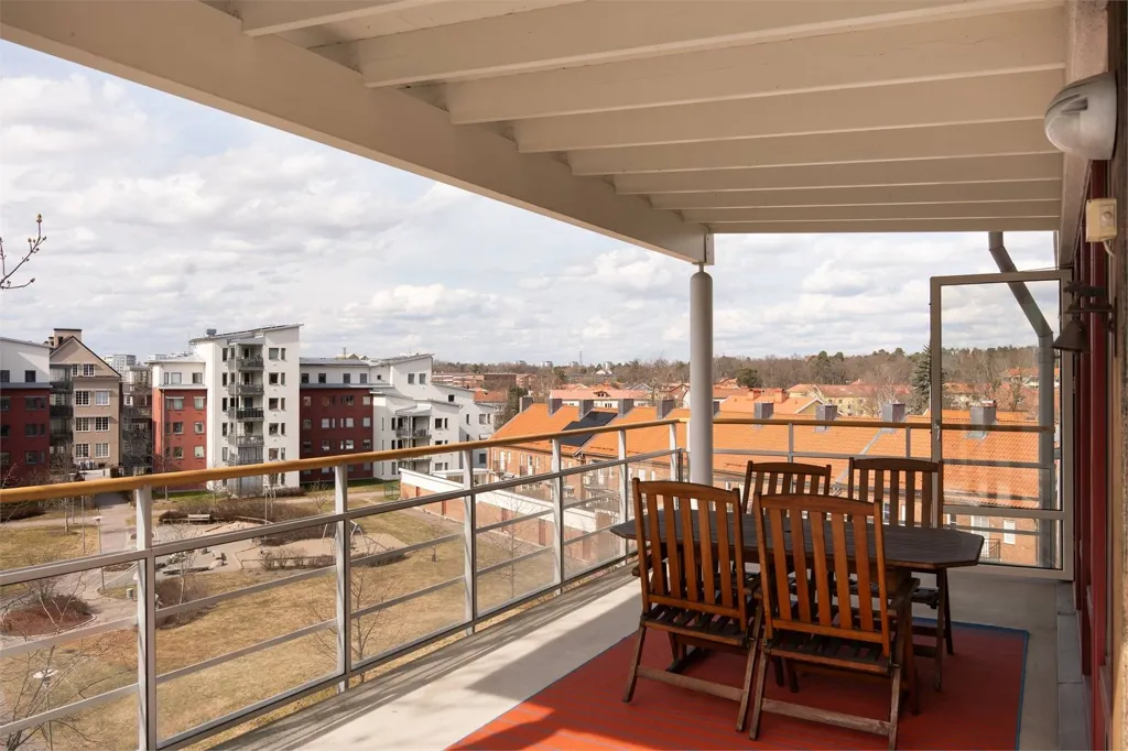 Balcon - Apartment with Balcony in Stockholm