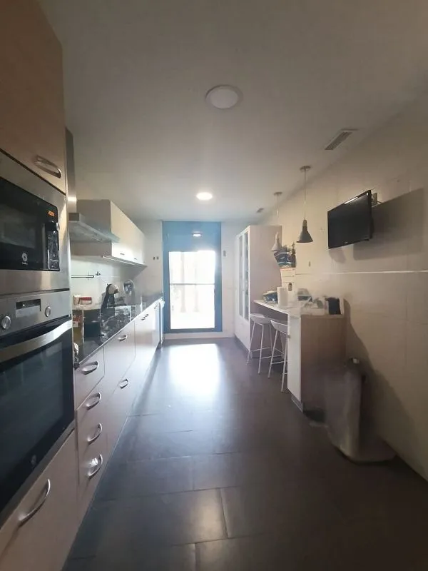 Cuisine - Terraced Semi-Detached House in Benaguasil