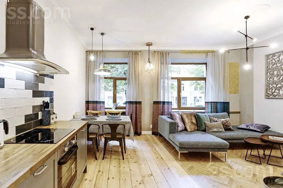 Soggiorno - Modern 2-Bedroom Apartment in Riga Centre
