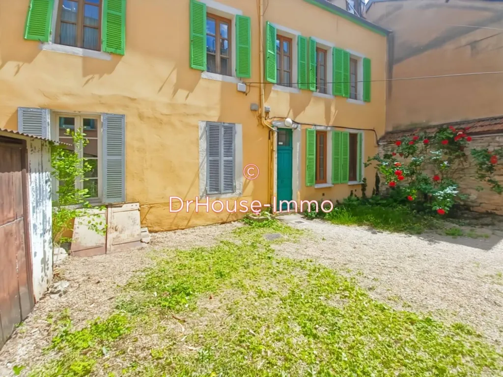 Jardin - Appartement Calme avec Cour Privée à Dijon