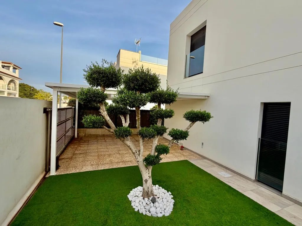 Jardin - Modern Villa with Pool in Rojales