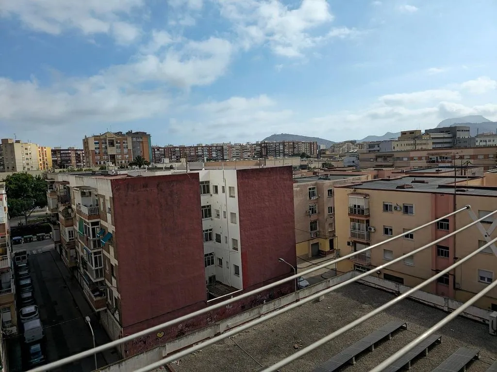 Balcon - 2-Bedroom Flat with Balcony in San Ginés
