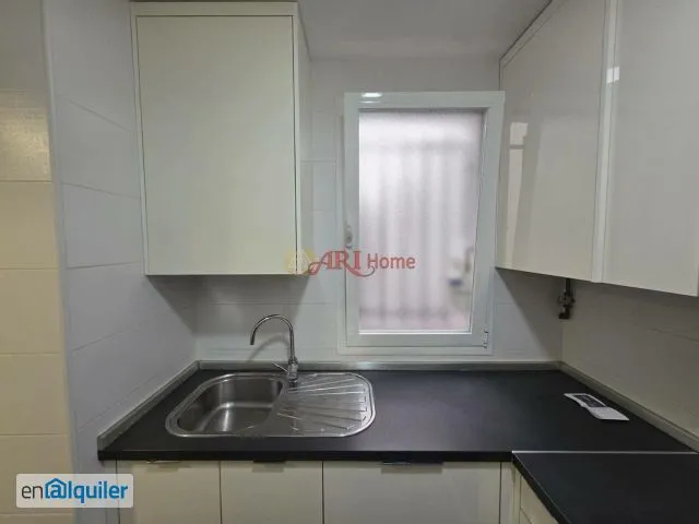 Cucina - Furnished Flat with Ascender in Carabanchel