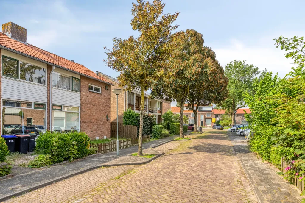 Välivaade - Two-Storey House with Garden in Dubbeldam, Dordrecht