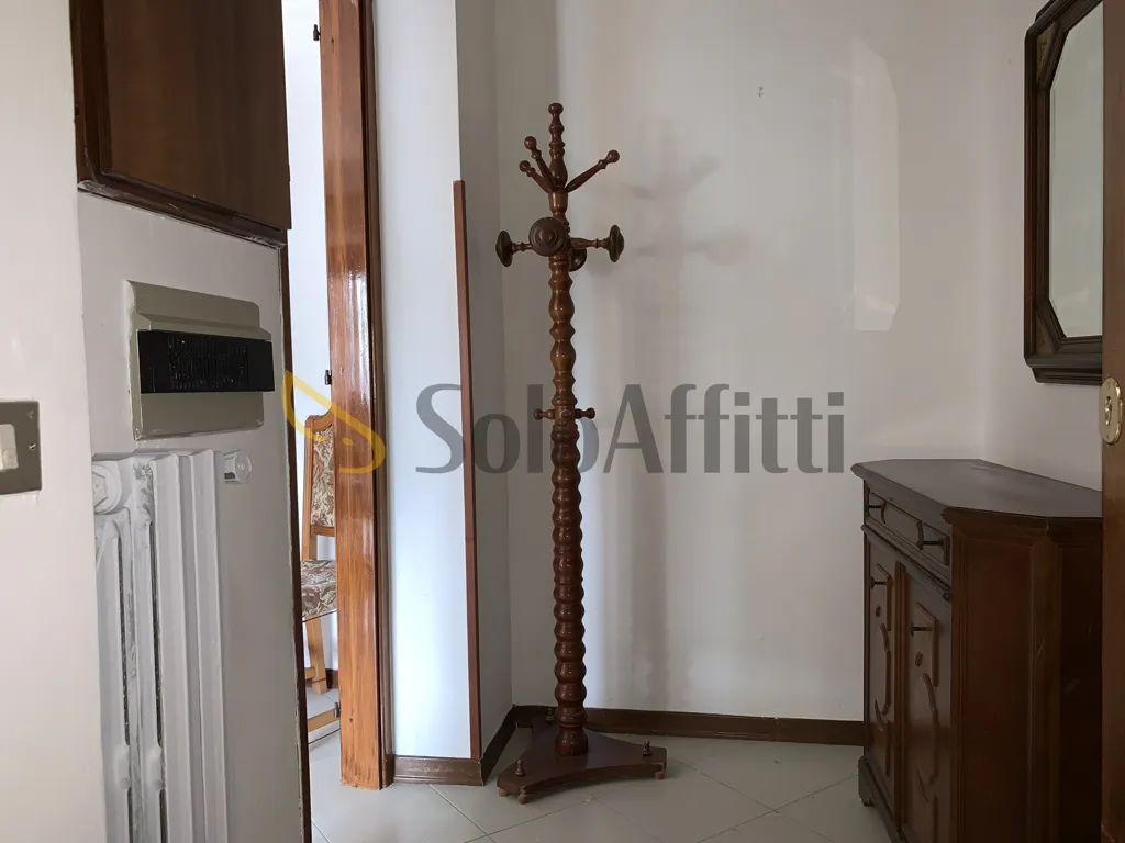 Esik - Furnished Flat with Balcony in Catanzaro