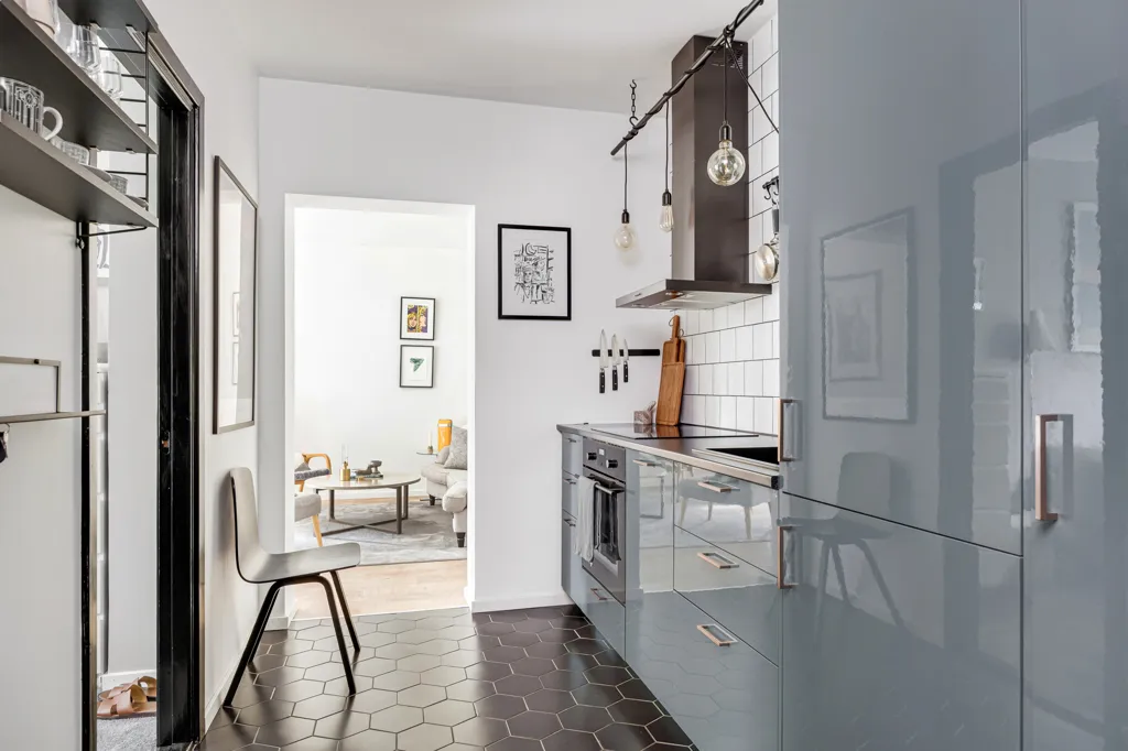 Kitchen - Stylish Two-Bedroom with Garden Balcony in Brf Pukan