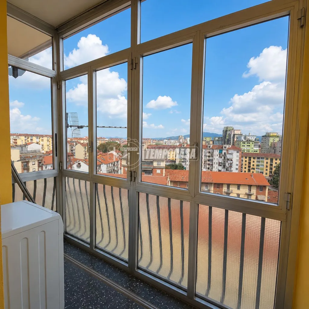 Rõdu - Apartment with Panoramic Terrace in Turin