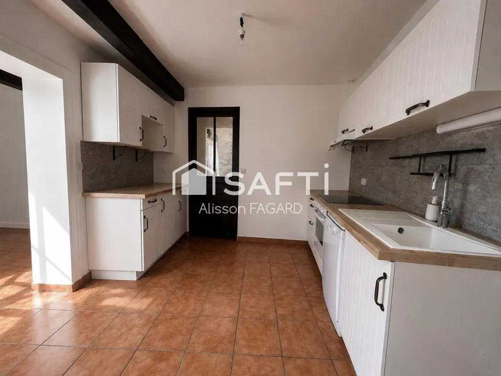 Cuisine - Appartement 3 Pièces avec Charme Ancien à Mello