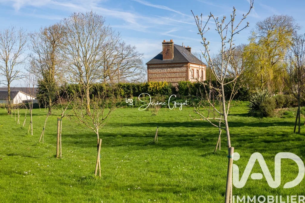 Jardin - Demeure Bourgeoise du 19ème avec Piscine à Valmont