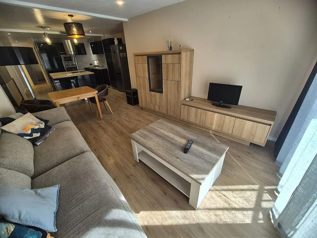 Soggiorno - 2-Bedroom Flat with Balcony in Orriols