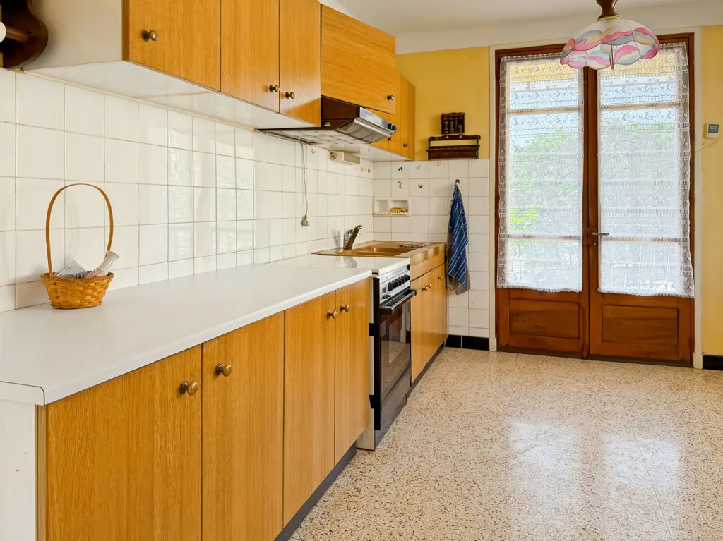 Cucina - 1960s House with Panoramic View in Labégude