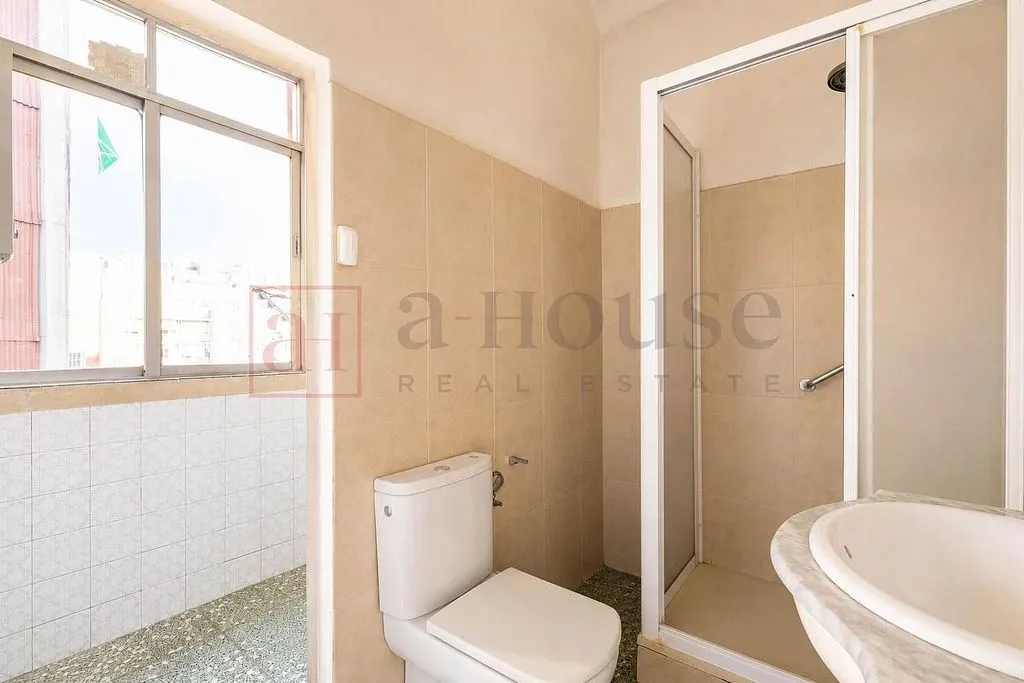 Bagni - Apartment with Balcony in La Nova Esquerra de l'Eixample