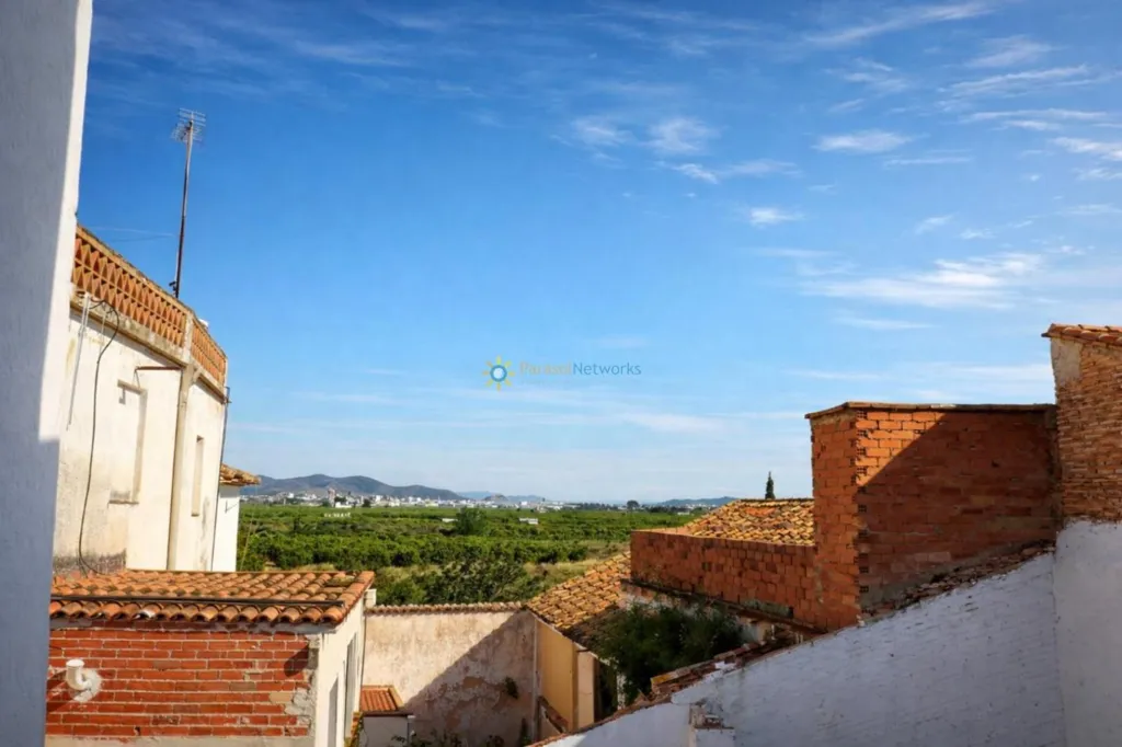 Terrasse - Renovated Hotel with Balcony in Rafelcofer