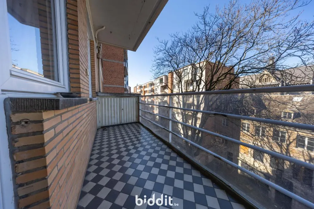 Rõdu - Characterful Apartment with View on Bd. Piercot
