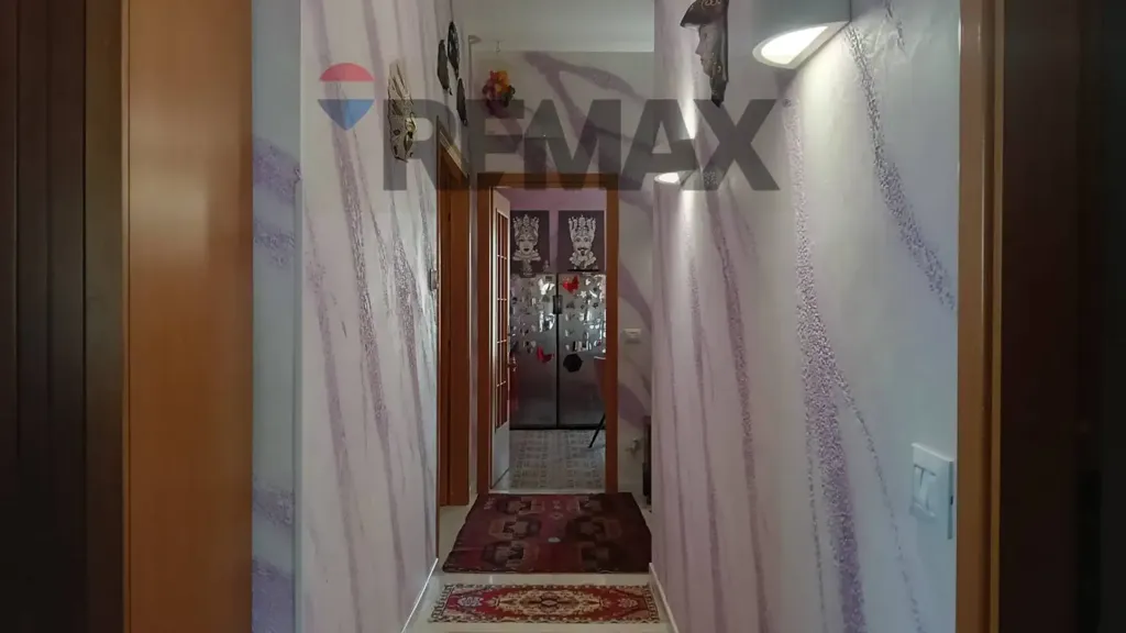 hallway_entrance