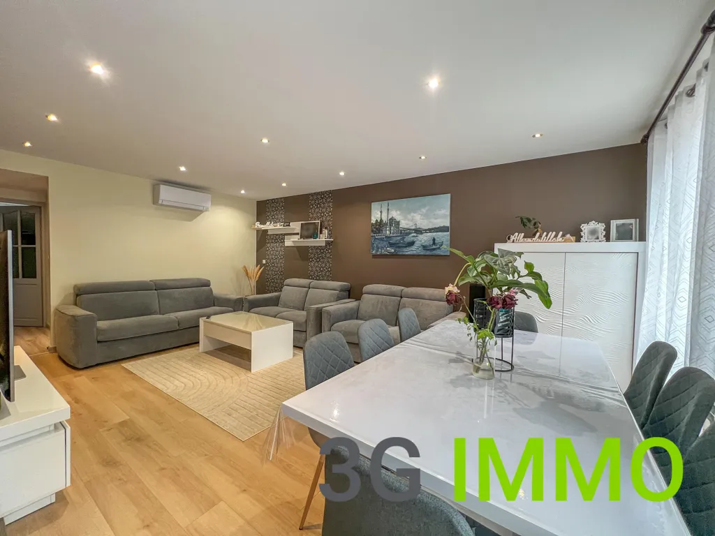 Séjour - Immeuble Triplex et Local Commercial au Cœur de Dreux