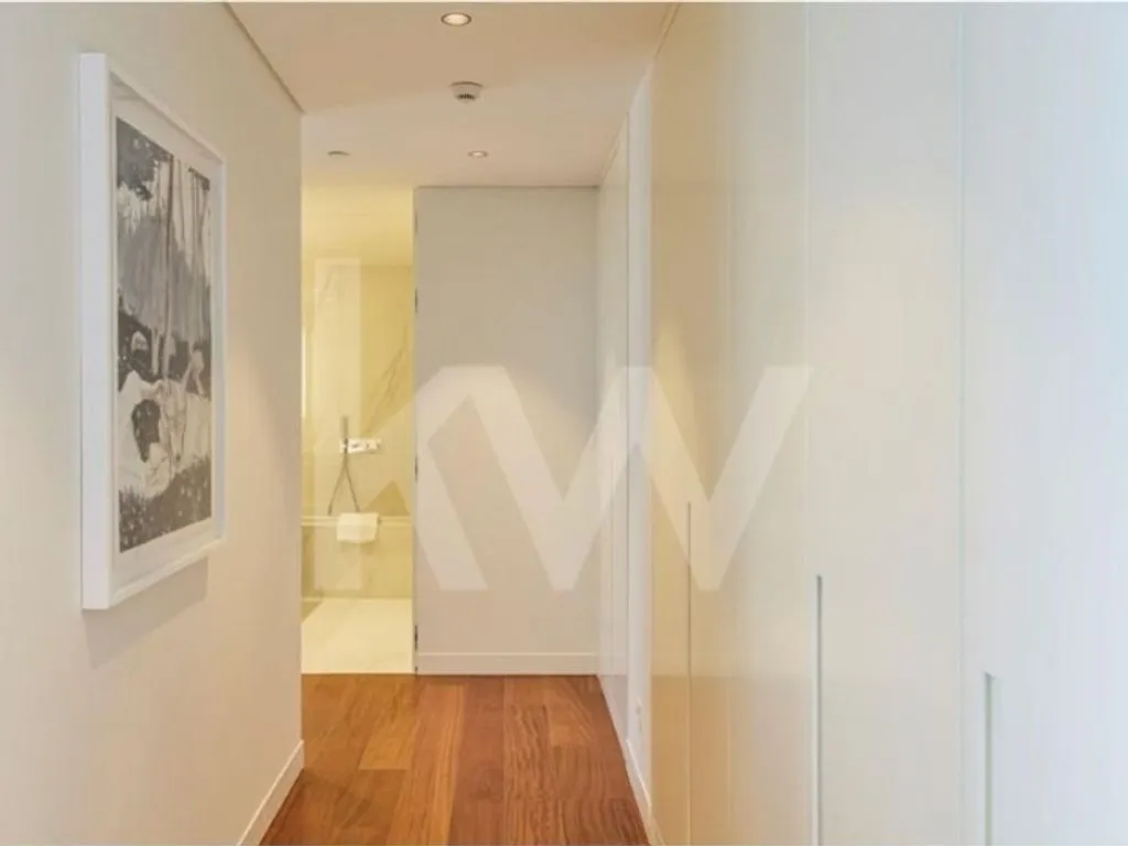 hallway_entrance