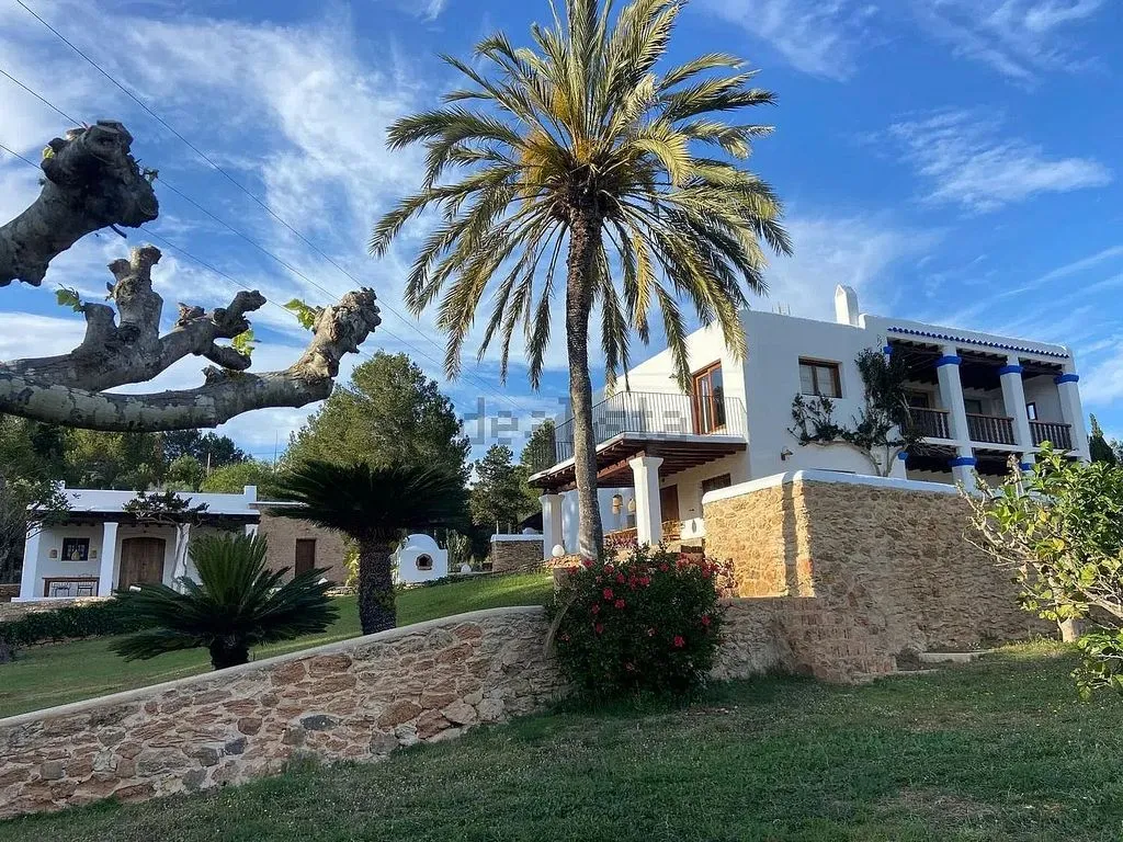 Välivaade - Chalet with Pool and Terrace in San Carles