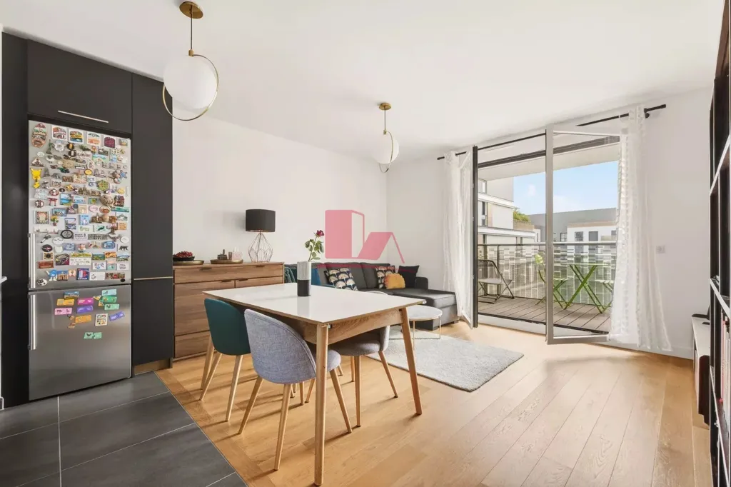 Söögituba - Compact 3-Bed Flat with Balcony in Issy Centre