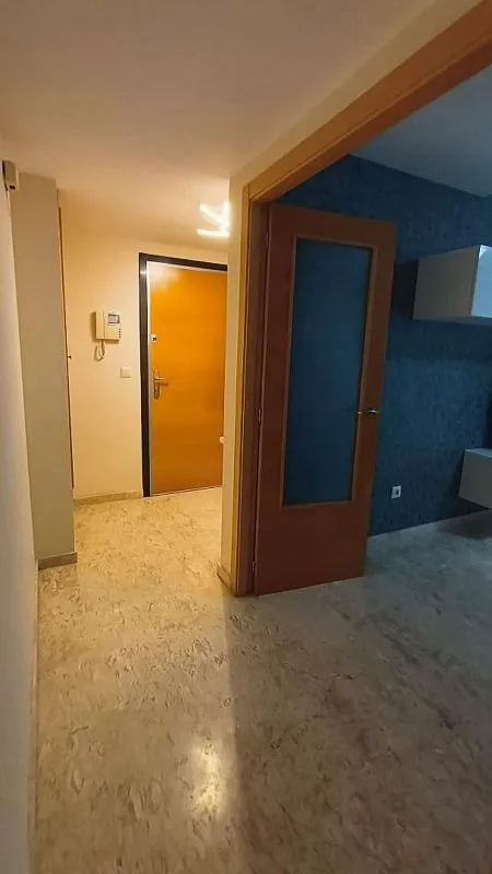 Entrée - Apartment with Balcony and Garage in Carcaixent