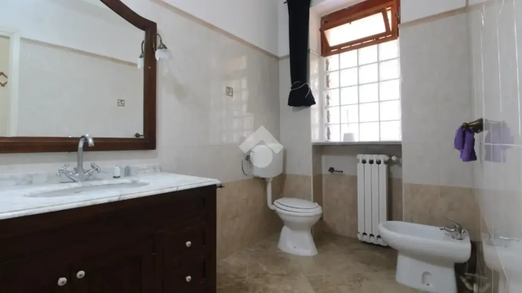 Bagni - Trilocale with Private Garden in Agropoli