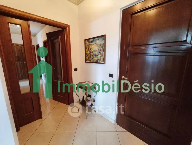 Esik - Apartment with Balcony and Garden in Picerno