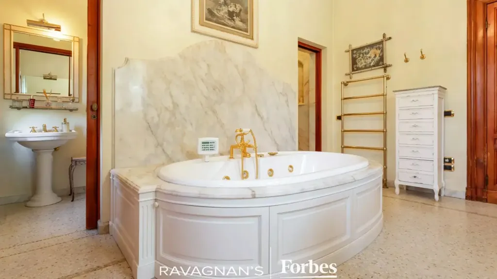 Salles de bain - Villa with Garden in Conegliano