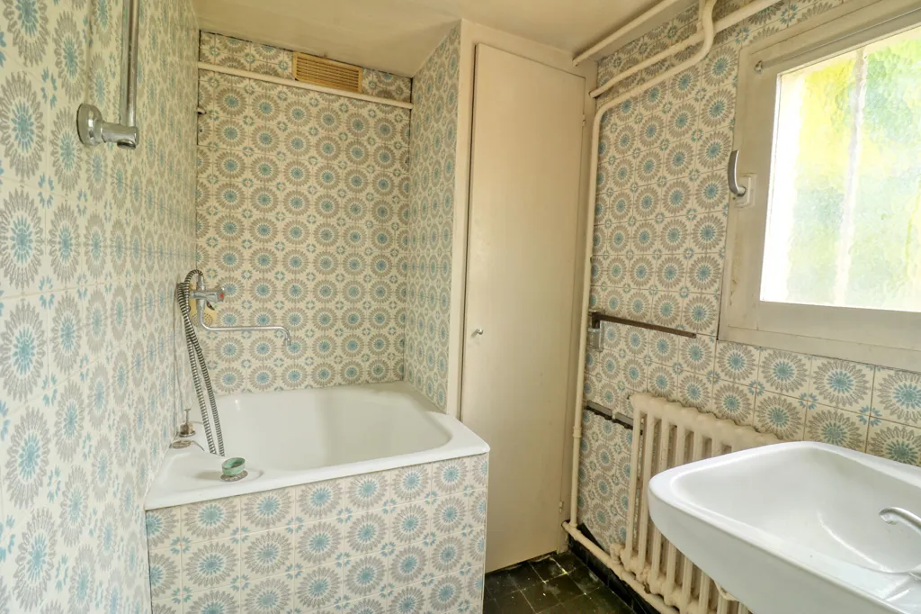 Vannitoad - Renovated House with Garden in Antony