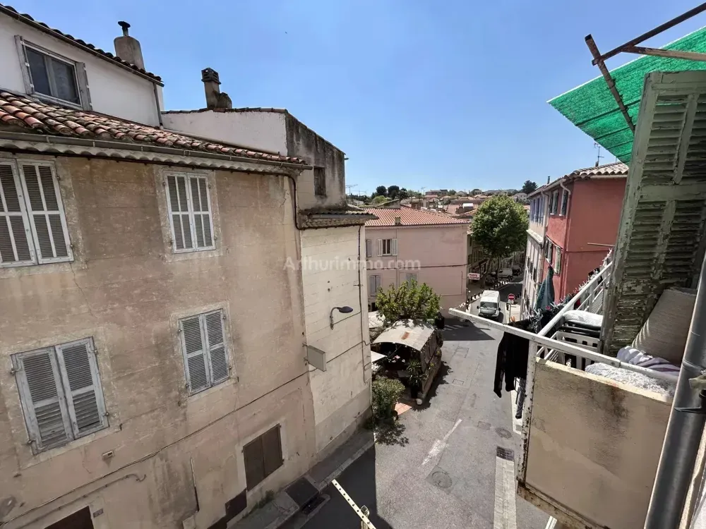 Balcone - Renovated 1-Bed Flat in Aubagne