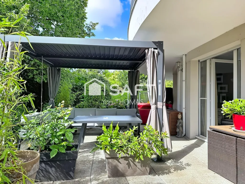 Terrass - Appartment with Terrace in Saint-Marc, Orléans