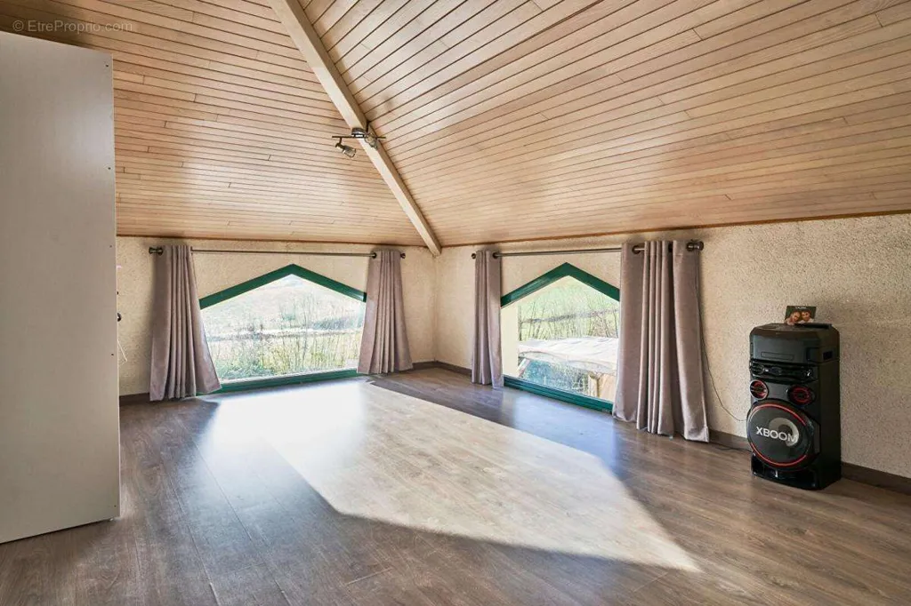 Maison 7 pièces à La Verrie