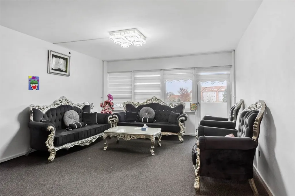 Séjour - 3-Room Apartment with Balcony in Central Maribo