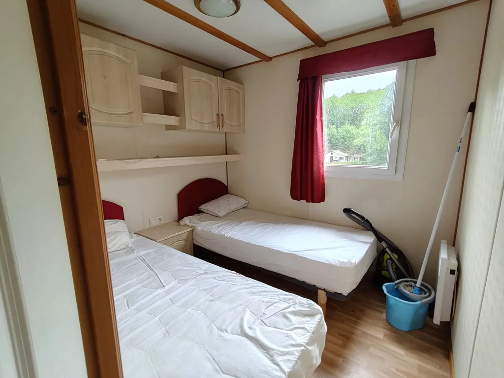 Chambres - Maisonnette avec Deux Étangs dans le Périgord Vert